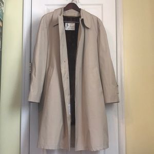 Men’s London Fog Trenchcoat w/ Fur Liner 42